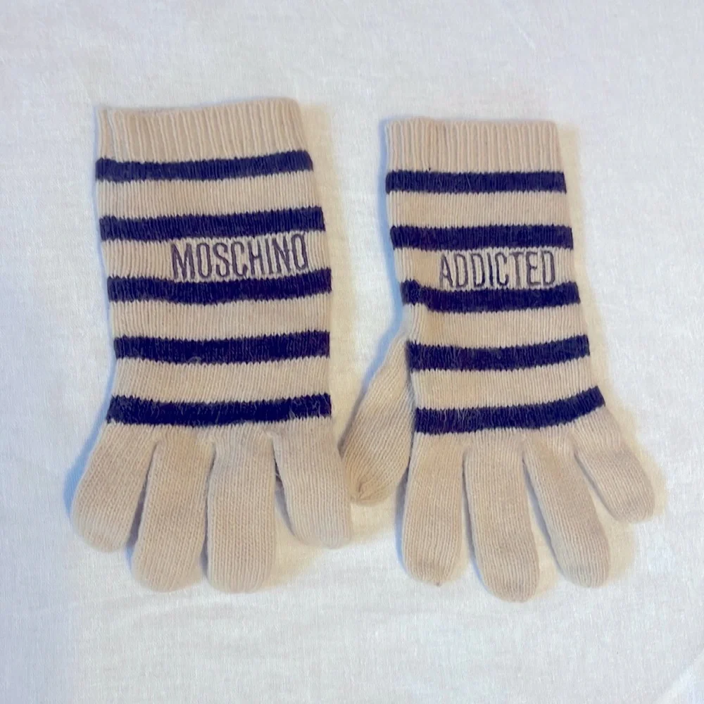 Moschino Addicted wool & angora gloves - Picture 1 of 5
